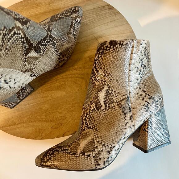 Bamboo Sage Vegan Leather Snake Skin Zipper Pointed Toe Block Heel Size 10 - Picture 2 of 13
